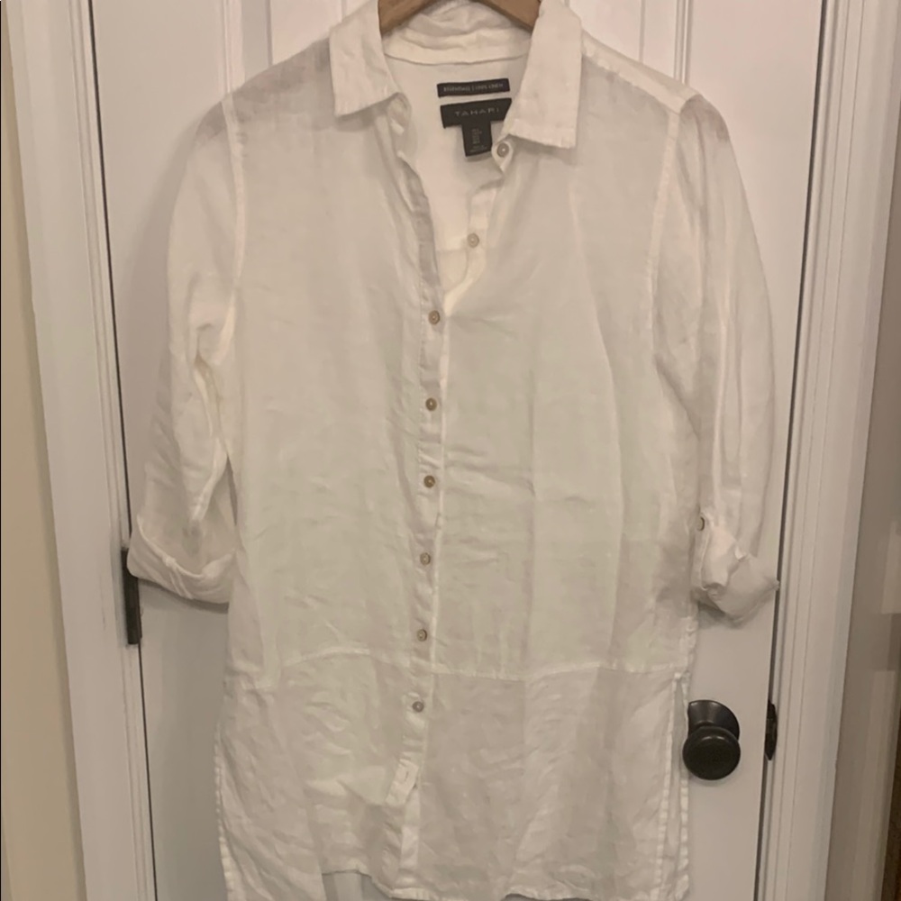 100 % linen White Button-Up Shirt